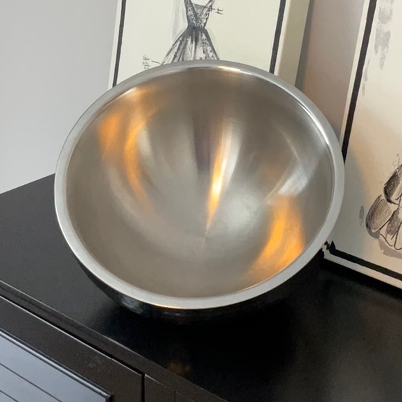 Contemporary Stainless Steel Bowl - Picture 3 of 6